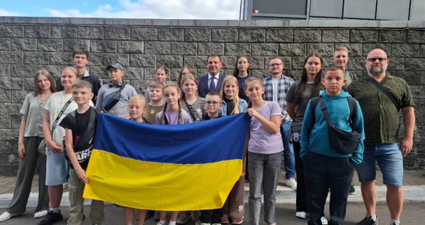 Еще 30 украинских детей отправились на реабилитацию в Баку Еще 30 украинских детей отправились на реабилитацию в Баку