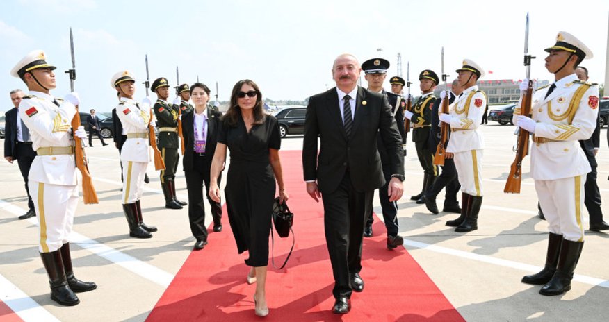 İlham Əliyevin Çinə səfəri başa çatıb İlham Əliyevin Çinə səfəri başa çatıb
