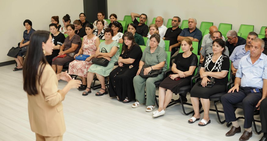 Azercell held a cybersecurity training for elderly citizens in Barda Azercell held a cybersecurity training for elderly citizens in Barda