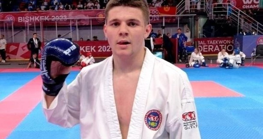 Taekvondo üzrə dünya çempionu Emin Çətinbağ Rusiyada saxlanılıb Taekvondo üzrə dünya çempionu Emin Çətinbağ Rusiyada saxlanılıb