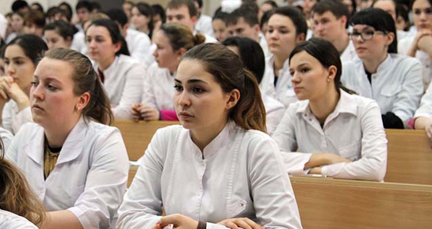 Deputat univetsitetlərdə qiymət artımına münasibət bildirib Deputat univetsitetlərdə qiymət artımına münasibət bildirib