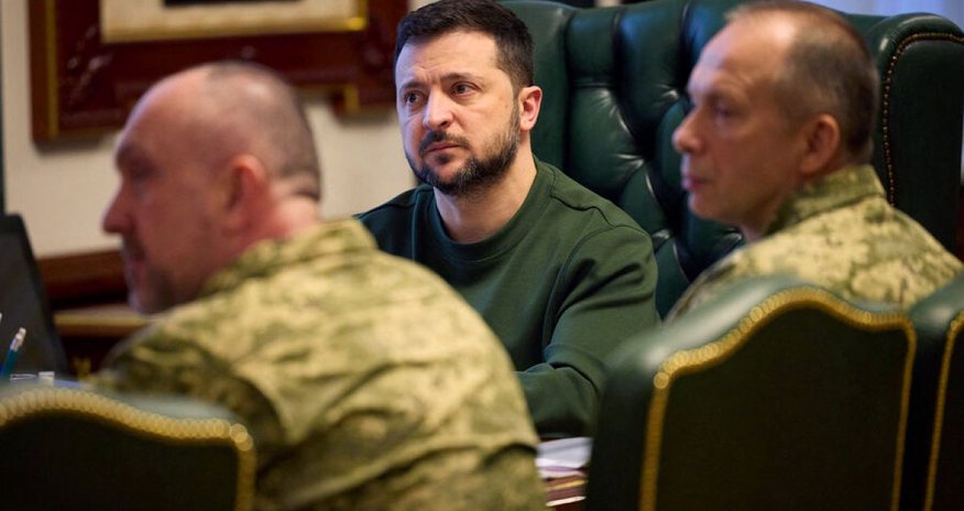 Зеленский рассказал о контрнаступлении Украины в Донбассе Зеленский рассказал о контрнаступлении Украины в Донбассе