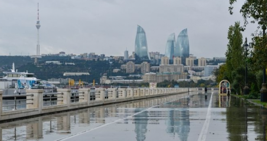 В Баку завтра ожидаются дожди, в регионах выпадет снег В Баку завтра ожидаются дожди, в регионах выпадет снег