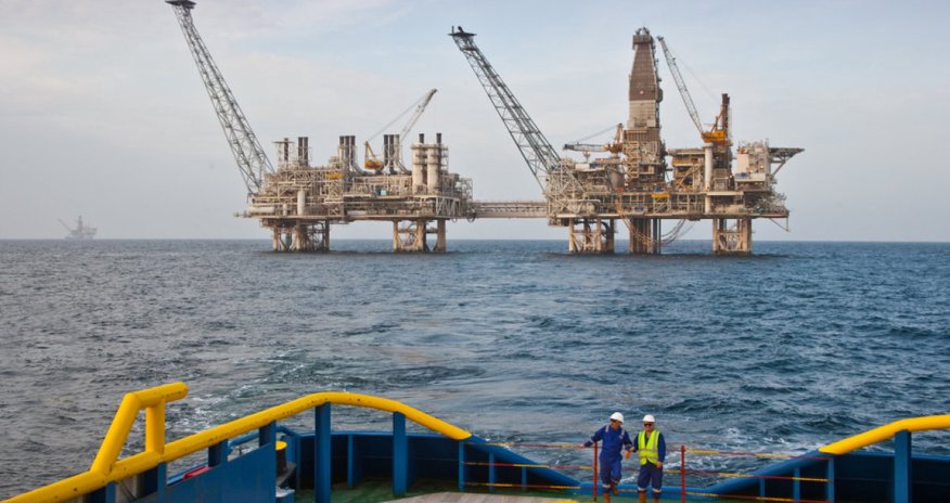 Казахстан лидирует по нефти в Каспии, Азербайджан — по газу Казахстан лидирует по нефти в Каспии, Азербайджан — по газу