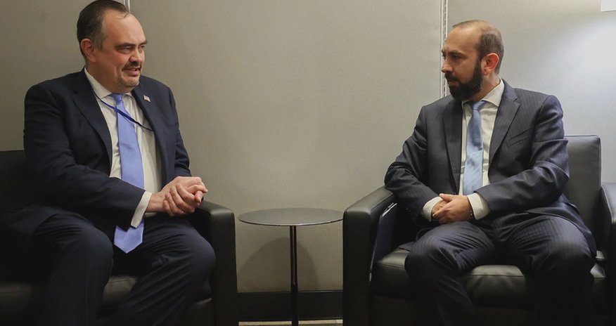 Mirzoyan ABŞ Dövlət katibinin müavini ilə regional məsələləri müzakirə edib Mirzoyan ABŞ Dövlət katibinin müavini ilə regional məsələləri müzakirə edib