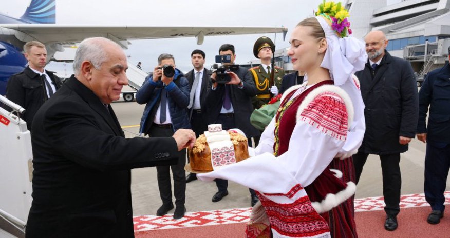 Али Асадов прибыл в Минск для участия в заседании Совета глав правительств СНГ Али Асадов прибыл в Минск для участия в заседании Совета глав правительств СНГ