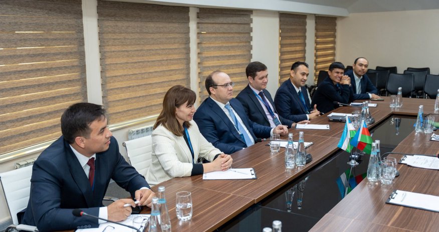 MEDİA-da Özbəkistan nümayəndə heyəti ilə görüş keçirilib MEDİA-da Özbəkistan nümayəndə heyəti ilə görüş keçirilib