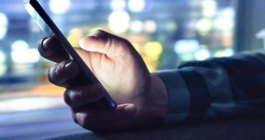 Əfqanıstanda "Instagram", "Facebook" və "Snapchat"a giriş məhdudlaşdırılıb Əfqanıstanda "Instagram", "Facebook" və "Snapchat"a giriş məhdudlaşdırılıb