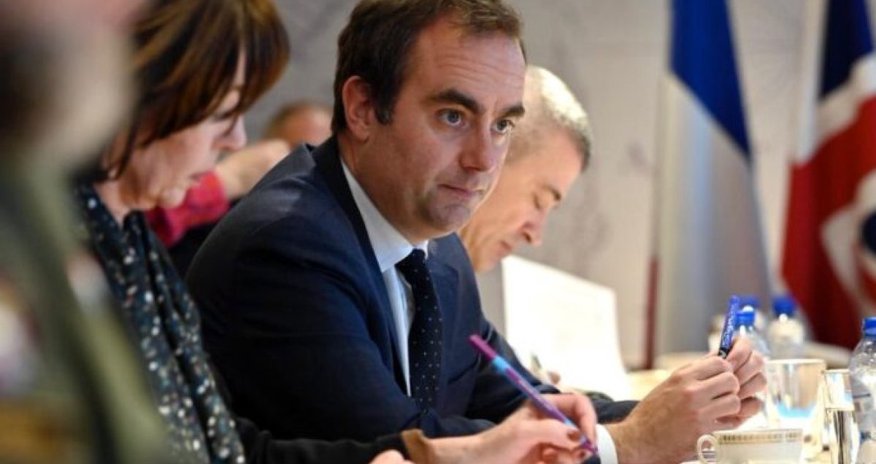 France forms new government France forms new government