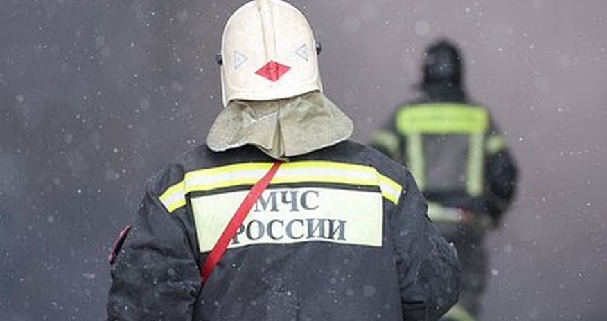 В Новосибирске из-за пожара в жилом доме погибли четыре человека В Новосибирске из-за пожара в жилом доме погибли четыре человека