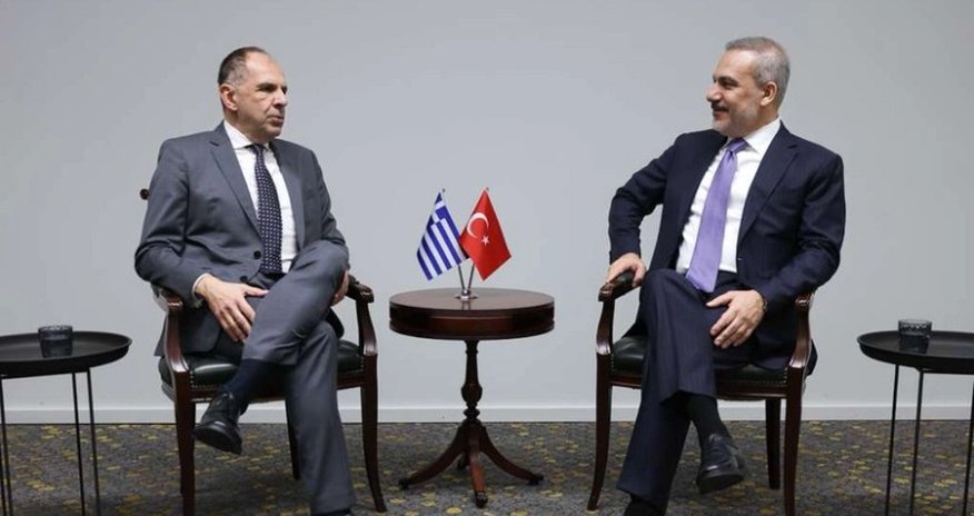 Türkiyə və Yunanıstan XİN başçıları görüşüb Türkiyə və Yunanıstan XİN başçıları görüşüb