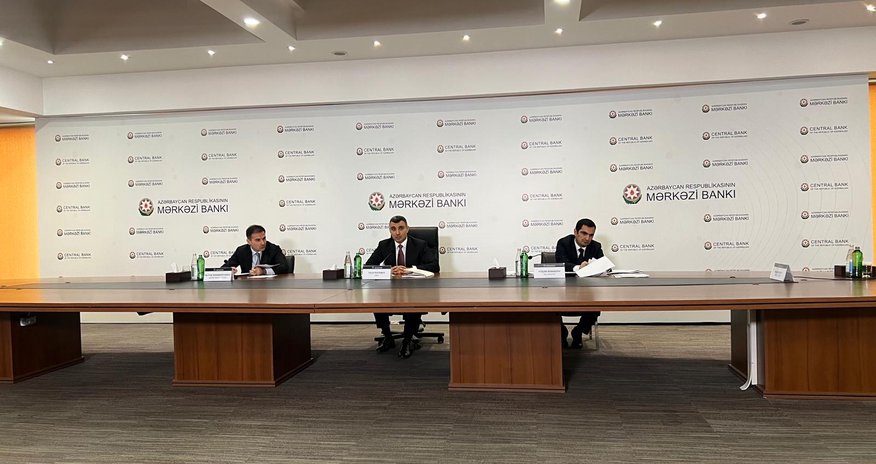 Azərbaycanda dollarlaşma aşağı düşüb Azərbaycanda dollarlaşma aşağı düşüb