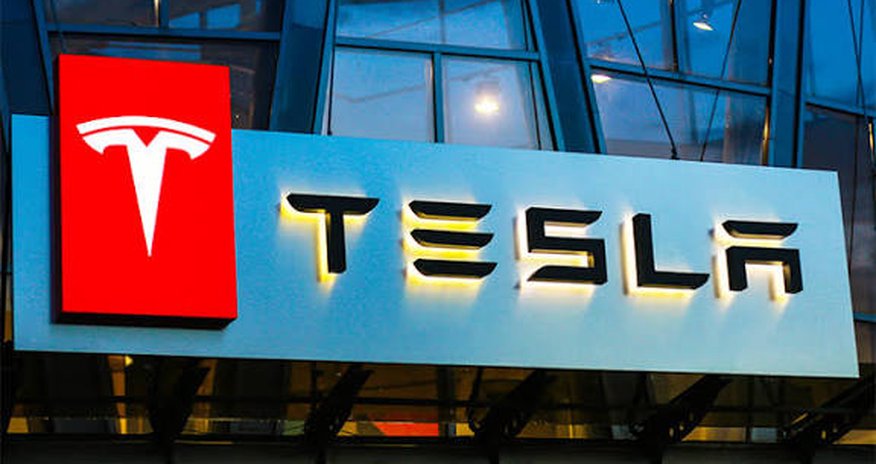 Tesla təxminən 13 min avtomobilini geri çağırır Tesla təxminən 13 min avtomobilini geri çağırır