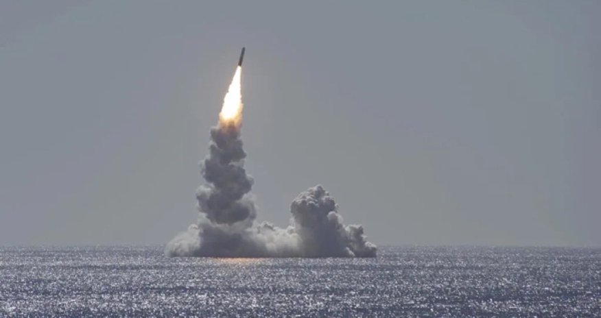 Лондон предлагает делить ядерное оружие с Берлином Лондон предлагает делить ядерное оружие с Берлином