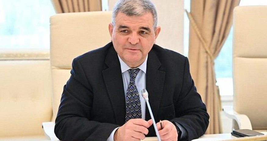 Deputat: Son altı ayda Naxçıvanda demək olar ki, yeni iş yeri açılmayıb Deputat: Son altı ayda Naxçıvanda demək olar ki, yeni iş yeri açılmayıb