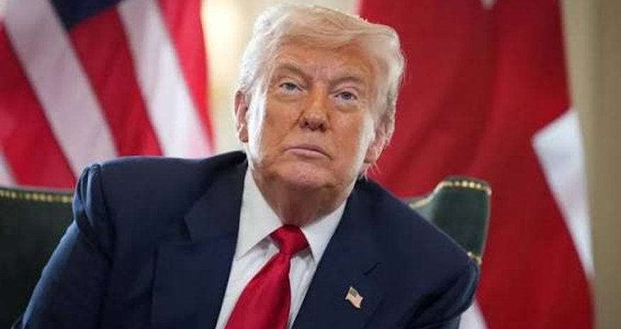 СМИ: Трамп признал сильный ущерб республиканцам от шатдауна СМИ: Трамп признал сильный ущерб республиканцам от шатдауна
