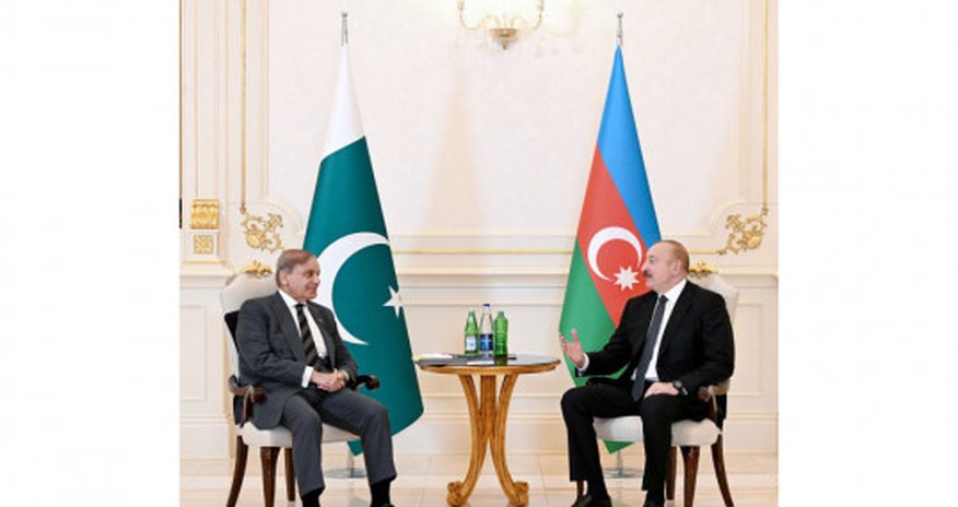 İlham Əliyevin Pakistanın Baş naziri ilə məhdud tərkibdə görüşü olub İlham Əliyevin Pakistanın Baş naziri ilə məhdud tərkibdə görüşü olub