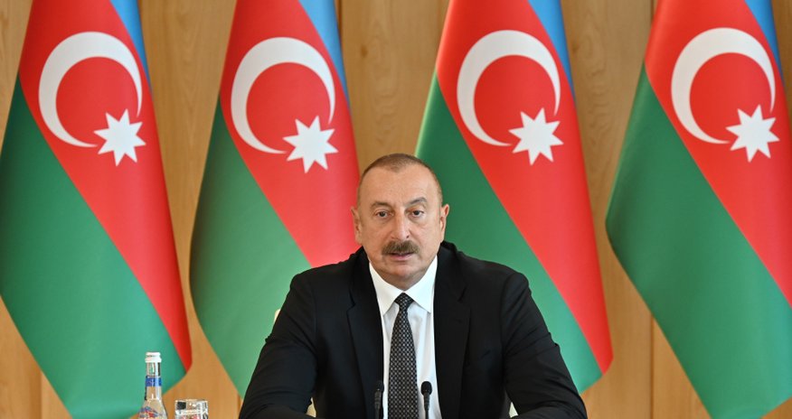 Prezident fərman imzalayıb Prezident fərman imzalayıb