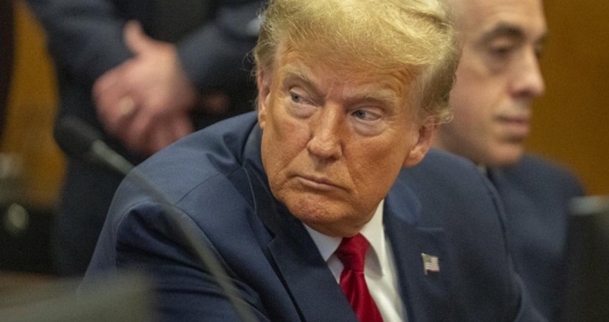 Суд еще раз отклонил иск Трампа Суд еще раз отклонил иск Трампа