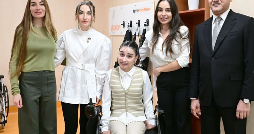 Leyla, Arzu and Alena Aliyeva review technological upgrades at Yeni Klinika Leyla, Arzu and Alena Aliyeva review technological upgrades at Yeni Klinika