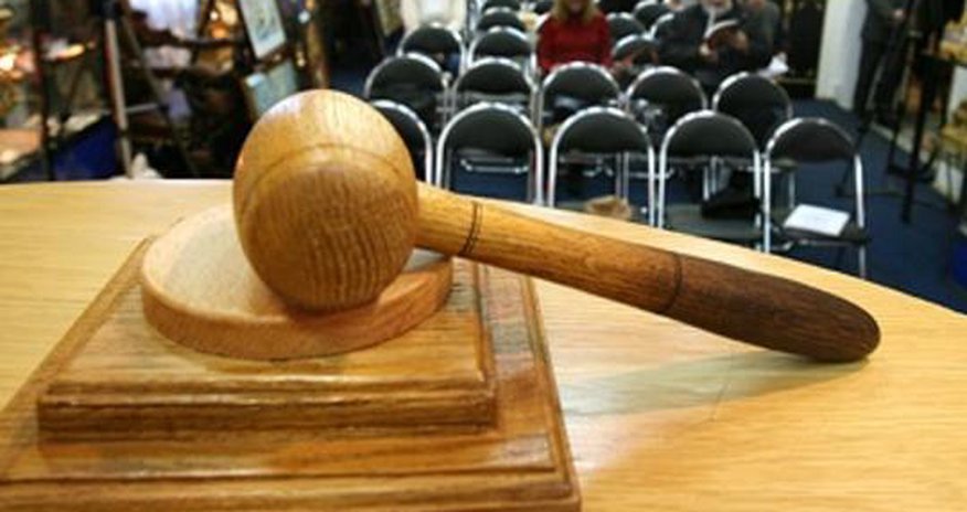 Azərbaycanda daha 54 nəqliyyat vasitəsi hərraca çıxarılacaq Azərbaycanda daha 54 nəqliyyat vasitəsi hərraca çıxarılacaq