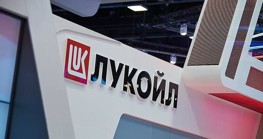 Великобритания продлила лицензию для болгарских дочек "Лукойла" Великобритания продлила лицензию для болгарских дочек "Лукойла"