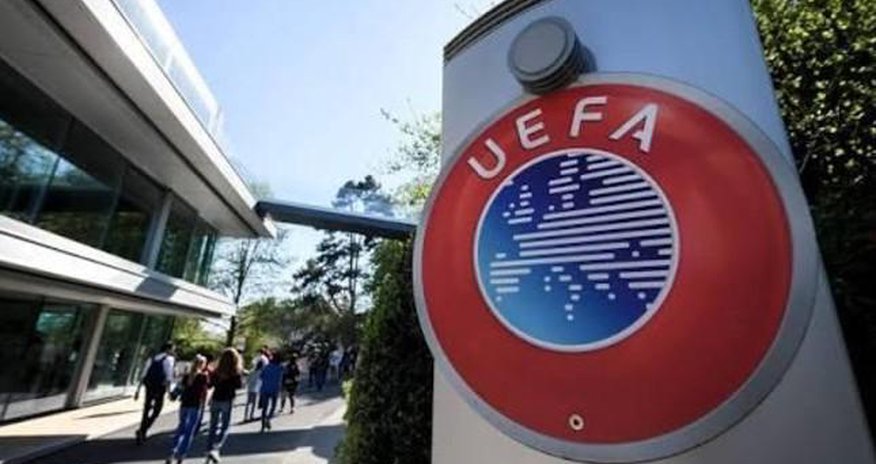 UEFA-dan "Napoli"yə xəbərdarlıq UEFA-dan "Napoli"yə xəbərdarlıq