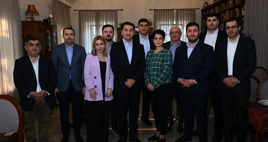 Bakıda Azərbaycan və Ermənistan vətəndaş cəmiyyəti nümayəndələri görüşüb Bakıda Azərbaycan və Ermənistan vətəndaş cəmiyyəti nümayəndələri görüşüb