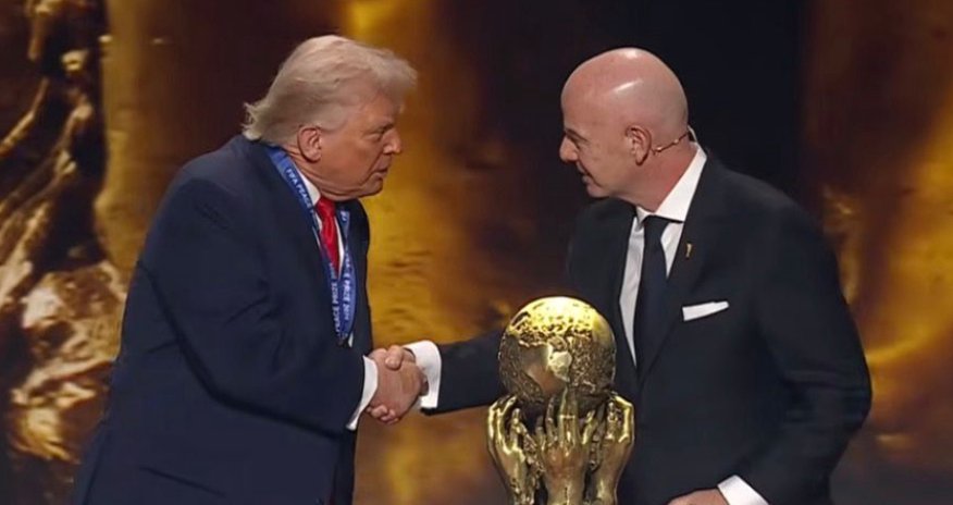 Дональд Трамп первым в истории получил Премию мира ФИФА Дональд Трамп первым в истории получил Премию мира ФИФА