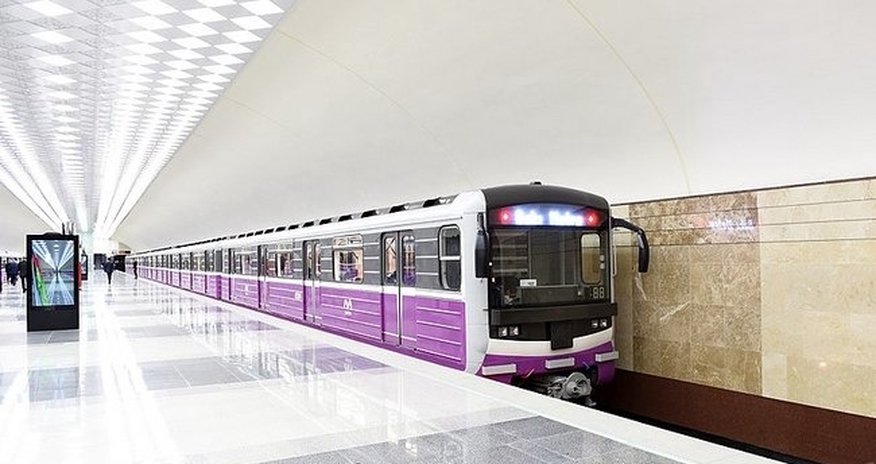 Бакинское метро продлит работу на час из-за матча «Карабаха» Бакинское метро продлит работу на час из-за матча «Карабаха»