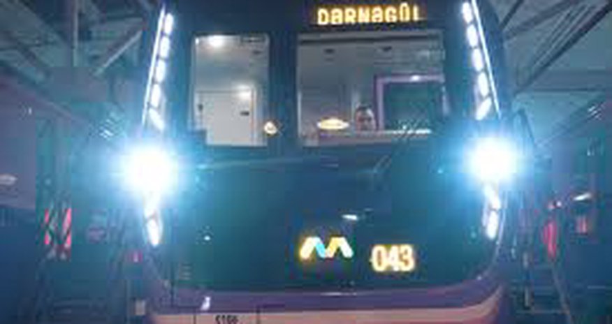 Bakı metrosunda daha bir yeni nəsil qatar istismara verilib Bakı metrosunda daha bir yeni nəsil qatar istismara verilib