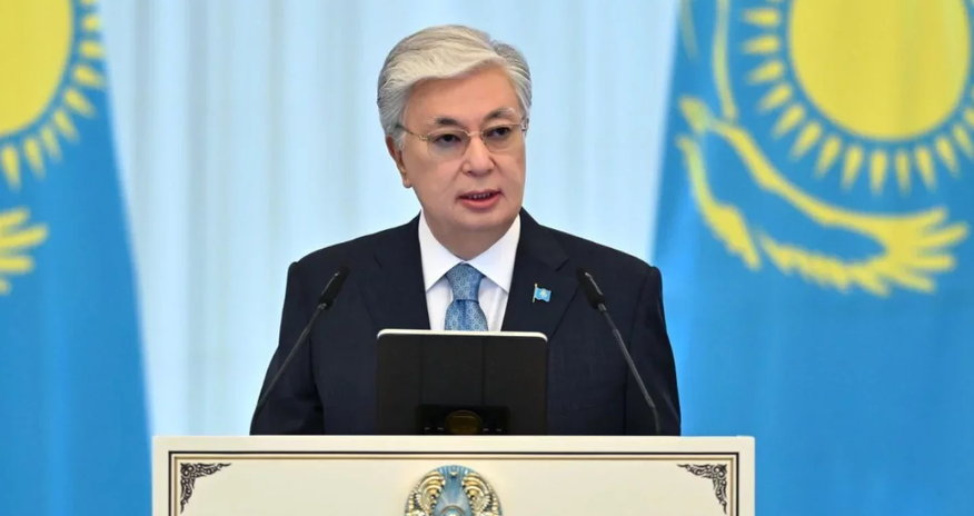 Tokayev Azərbaycan və Ermənistan arasında sülh müqaviləsinin tezliklə imzalanacağına ümid edir Tokayev Azərbaycan və Ermənistan arasında sülh müqaviləsinin tezliklə imzalanacağına ümid edir