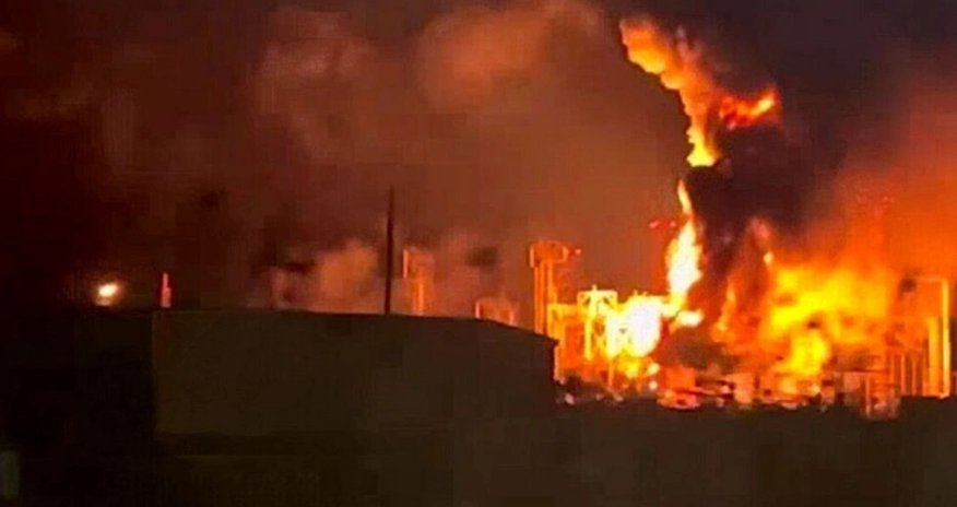 Ukrayna Rusiyanın ən böyük neft terminallarından birinə hücum edib Ukrayna Rusiyanın ən böyük neft terminallarından birinə hücum edib