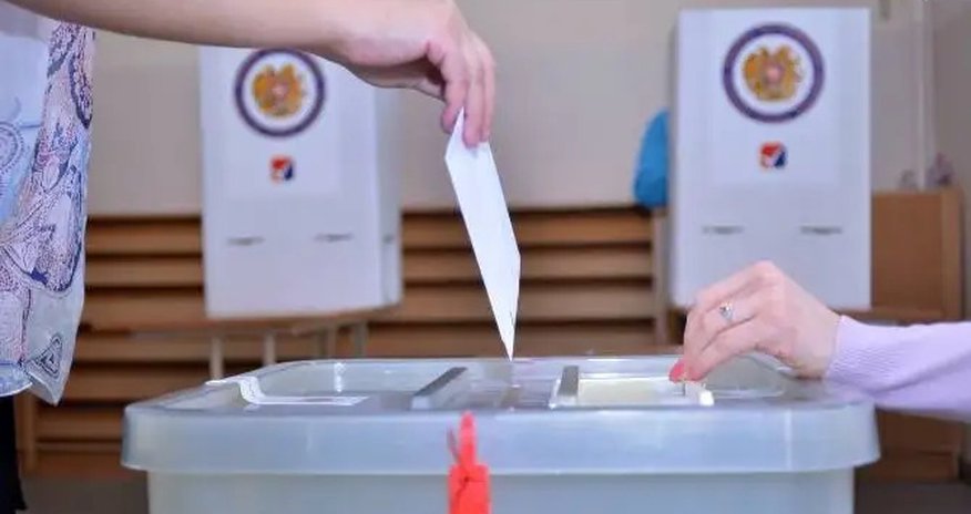 Ermənistanda parlament seçkiləri iyunun 7-si keçirilə bilər Ermənistanda parlament seçkiləri iyunun 7-si keçirilə bilər