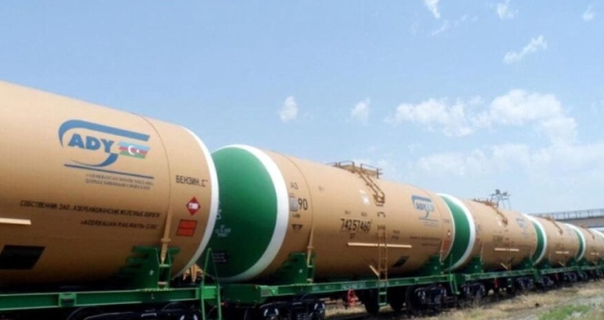 Завтра из Азербайджана в Армению уйдет очередная партия нефтепродуктов Завтра из Азербайджана в Армению уйдет очередная партия нефтепродуктов