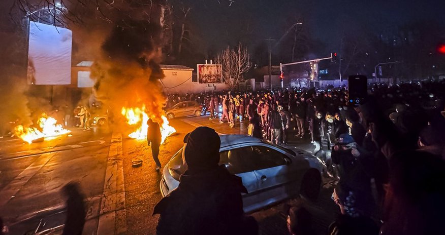 İranda hökumət əleyhinə etirazlarda ölənlərin sayı 3 minə çatıb – NYT İranda hökumət əleyhinə etirazlarda ölənlərin sayı 3 minə çatıb – NYT