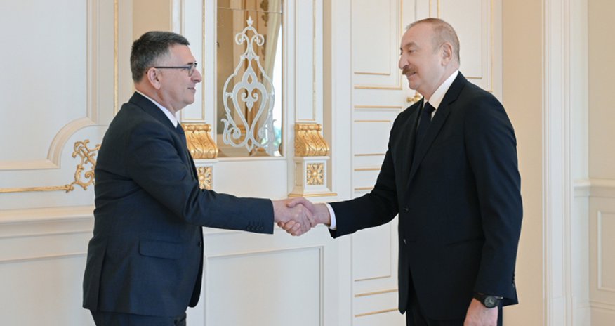 Prezident İsrail XİN rəhbərini qəbul edib - Fotolar Prezident İsrail XİN rəhbərini qəbul edib - Fotolar