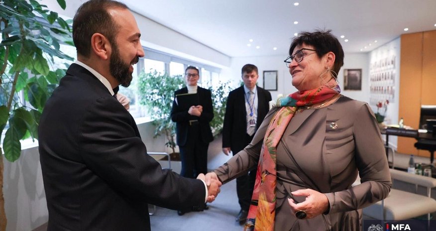 Mirzoyan AŞPA rəhbəri ilə İrəvan və Bakı arasında sülh prosesindən danışıb Mirzoyan AŞPA rəhbəri ilə İrəvan və Bakı arasında sülh prosesindən danışıb