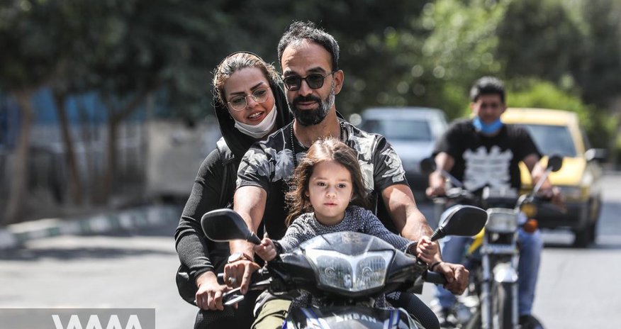 İranda qadınlara motosiklet sürməyə icazə verilib İranda qadınlara motosiklet sürməyə icazə verilib