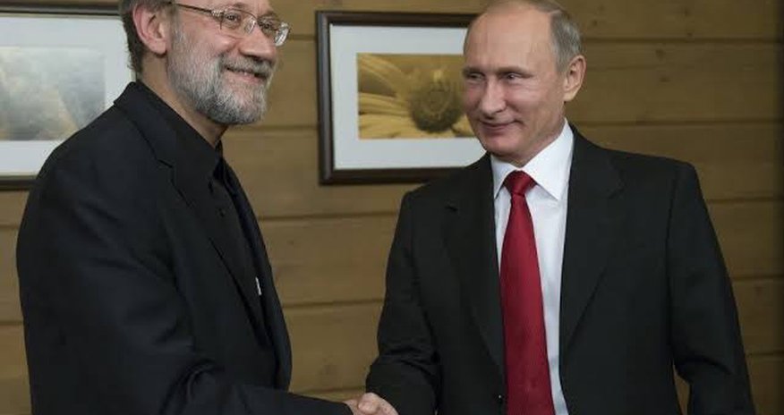 Putin Kremldə Laricani ilə görüşüb Putin Kremldə Laricani ilə görüşüb
