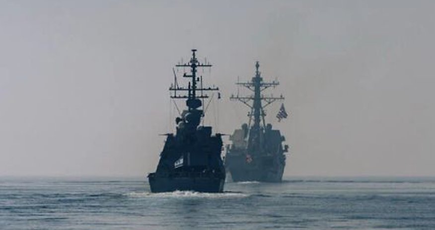 ВМС США и Израиля провели совместные учения в Красном море ВМС США и Израиля провели совместные учения в Красном море
