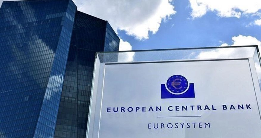 ЕЦБ сохранил базовую ставку на уровне 2,15% ЕЦБ сохранил базовую ставку на уровне 2,15%