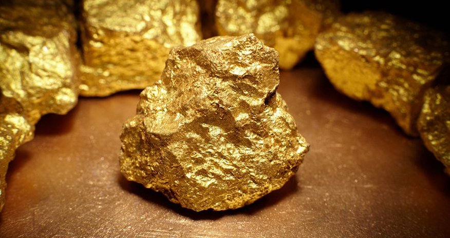 Gold prices fall slightly on US inflation data Gold prices fall slightly on US inflation data