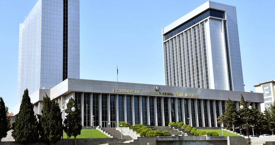 Milli Məclisin növbəti iclası başlayıb Milli Məclisin növbəti iclası başlayıb