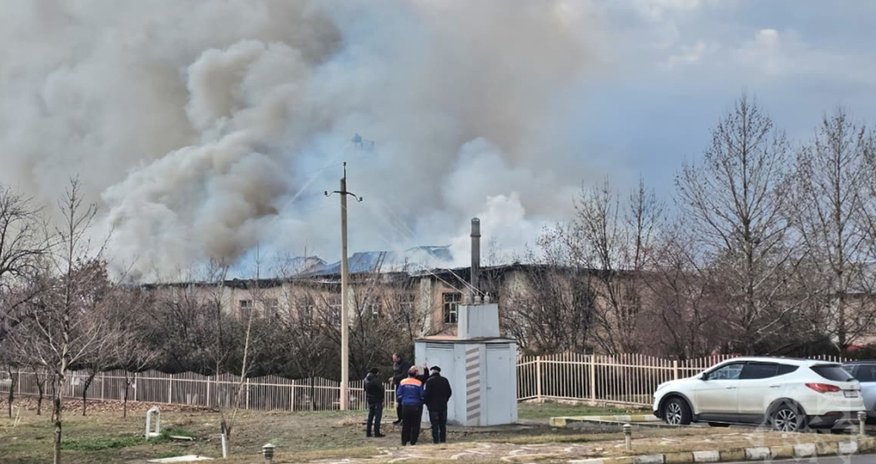 В Нахчыване в воинской части начался пожар В Нахчыване в воинской части начался пожар