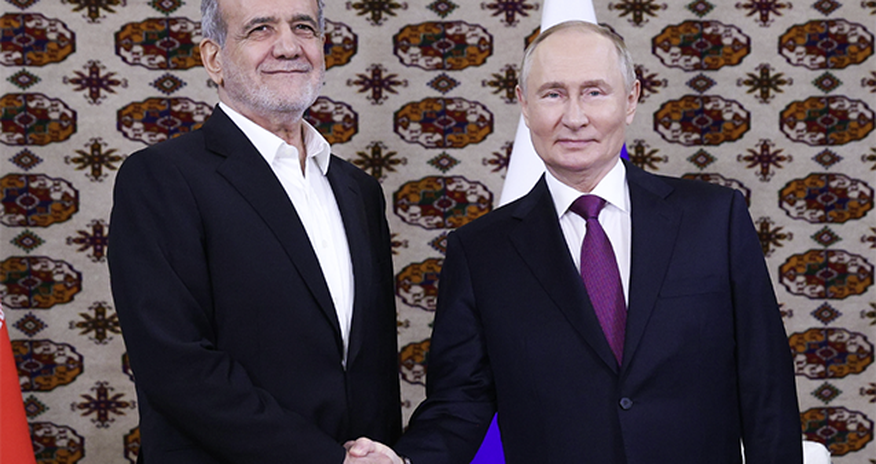 Putinlə Pezeşkian telefonla danışdı Putinlə Pezeşkian telefonla danışdı