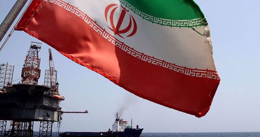 Иранский спикер предупредил о крахе нефтяной отрасли Иранский спикер предупредил о крахе нефтяной отрасли