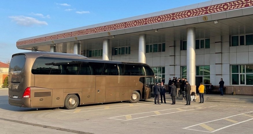 Naxçıvanla İğdır arasında sərnişindaşıma xüsusi avtobuslarla həyata Naxçıvanla İğdır arasında sərnişindaşıma xüsusi avtobuslarla həyata