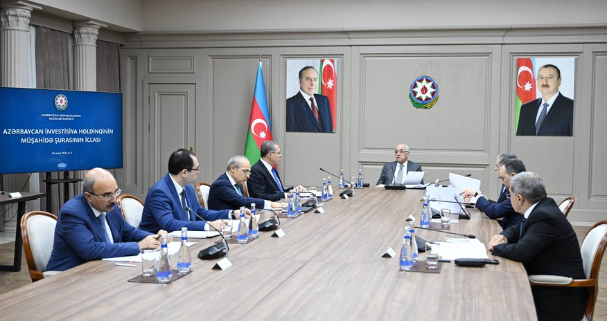 Baş nazir iclas keçirib - bır sıra tapşırıqlar verib Baş nazir iclas keçirib - bır sıra tapşırıqlar verib