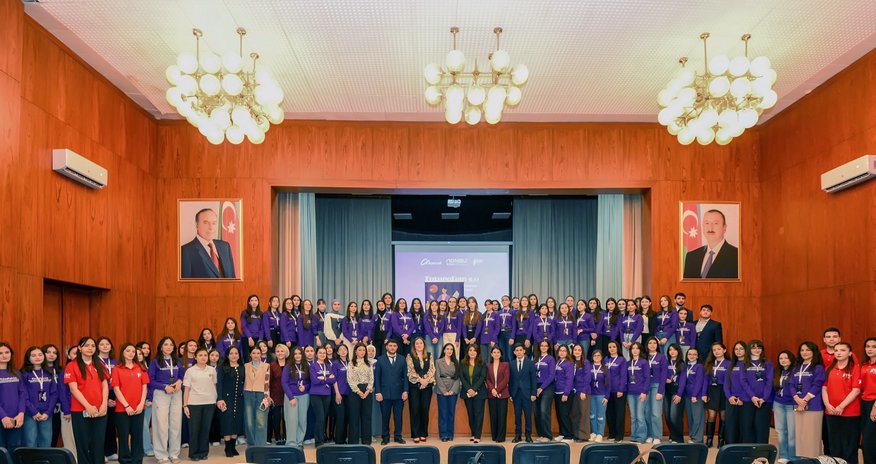 Azercell-in dəstəyi ilə “FutureFem 2.0” layihəsinə start verilib Azercell-in dəstəyi ilə “FutureFem 2.0” layihəsinə start verilib